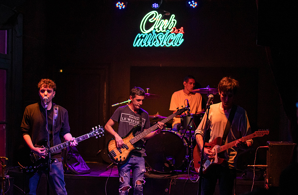foto de Carpir en club de la música banda completa
